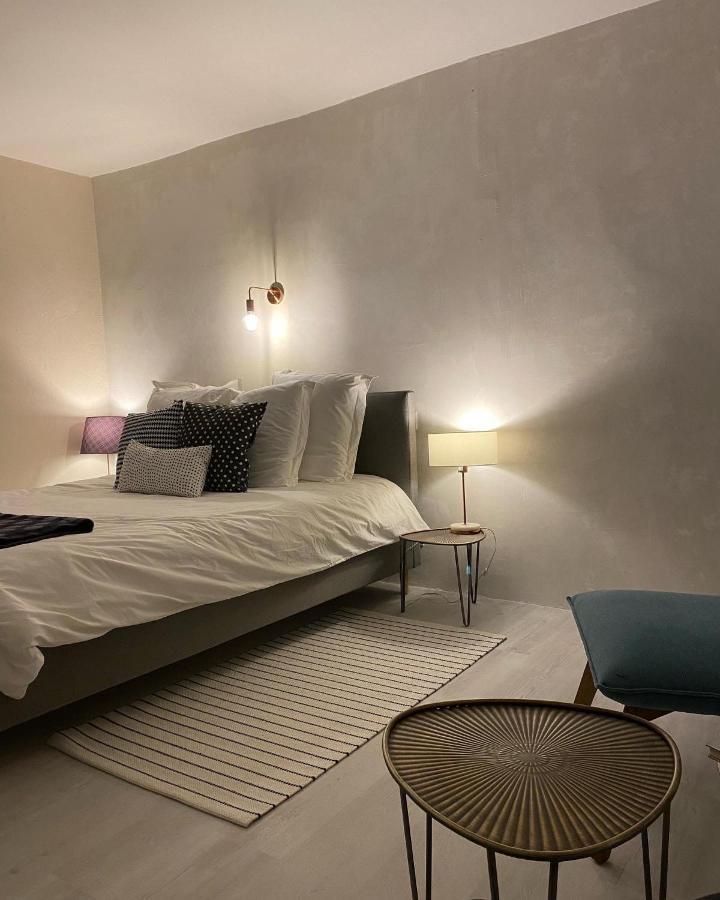 Le Nomade En Provence Bed & Breakfast Bouchet  Bagian luar foto