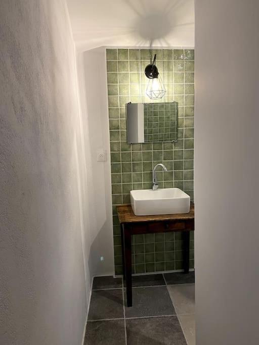 Le Nomade En Provence Bed & Breakfast Bouchet  Bagian luar foto