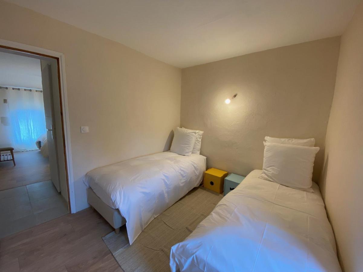Le Nomade En Provence Bed & Breakfast Bouchet  Bagian luar foto
