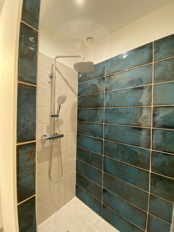 Le Nomade En Provence Bed & Breakfast Bouchet  Bagian luar foto
