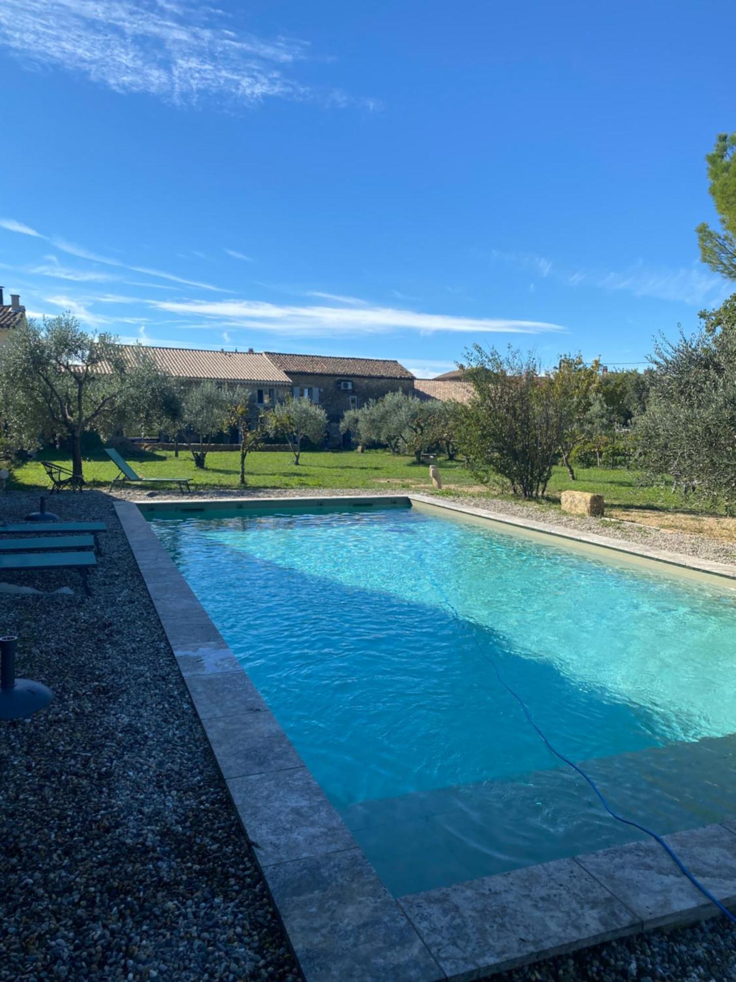 Le Nomade En Provence Bed & Breakfast Bouchet  Bagian luar foto